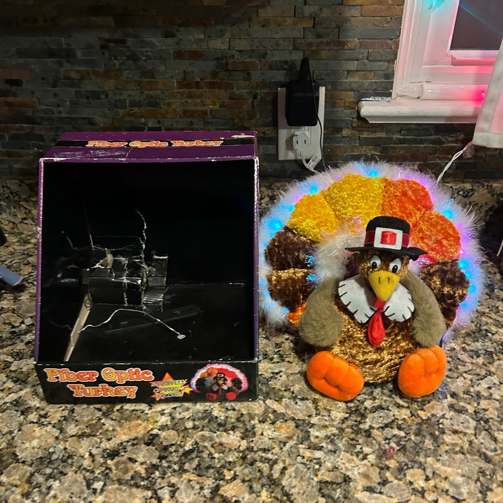 Vintage FIBER OPTIC THANKSGIVING TURKEY  PLUSH TABLE CENTERPIECE W Box & Adapter